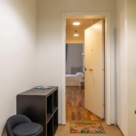 In Via Del Pratello Apartment